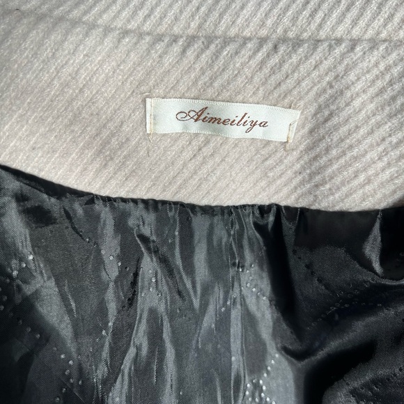 Oversized Coat - Picture 6 of 6